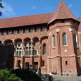 Muzeum Zamkowe w Malborku Muzeum Zamkowe w Malborku The castle was built by the Teutonic Order, they named it Marienburg, “Mary’s Castle”. The town which grew around it was also named Marienburg, and since...