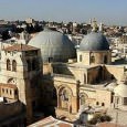The Crusader Church of the Holy Sepulchre The Crusader Church of the Holy Sepulchre Burke, Tiffany L. (University of Notre Dame Department of History) University of Notre Dame, March 22 (2002) Abstract The main focus of this essay...