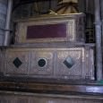 The evolutionary dynamics of the credit relationship between Henry III and Flemish merchants, 1247-1270 Within England, the royal household was by far the biggest single customer for cloth,
wax and other high-status goods.