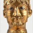 A fine example of the belief in the existence of early portraits is the well-known gilt bronze Barbarossakopf in Cappenberg, Westphalia.