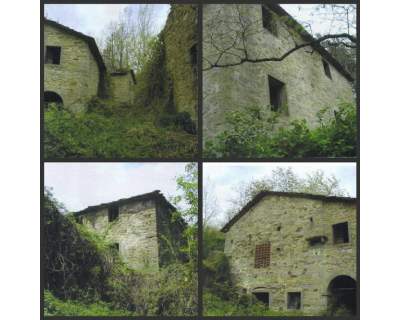 Tuscan village on sale on Ebay for 2.5 million euros