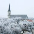 This paper discusses the different kinds of allusions to weather events which can be found in various 14th century written sources in Hungary