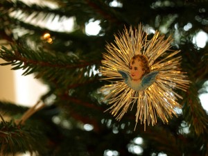 christmas tree angel - photo by missteee / Flickr