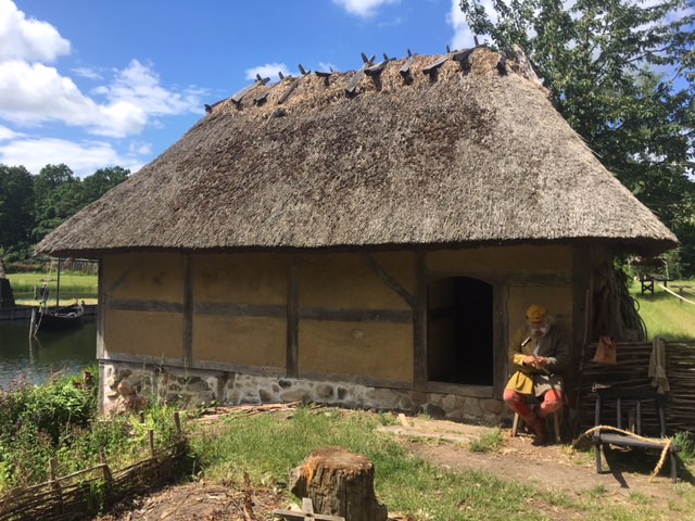 The Medieval Peasant House - Medievalists.net