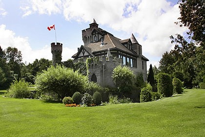Castle Caeryns Castle Caeryns