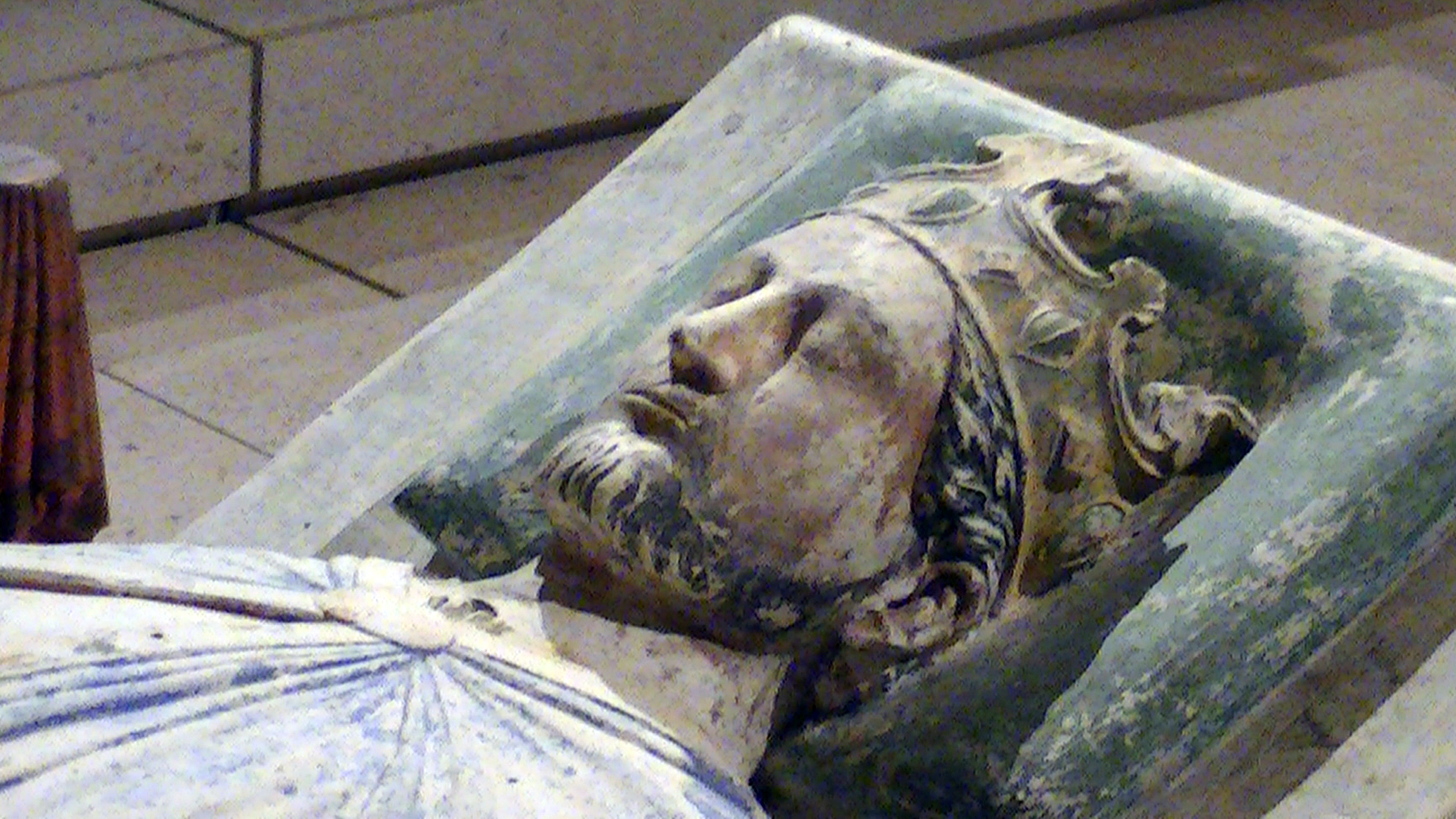 Church of Fontevraud Abbey Richard I effigy (Wikicommons)
