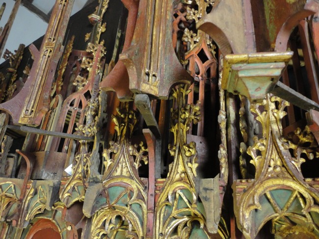 Reredos-colour-detail