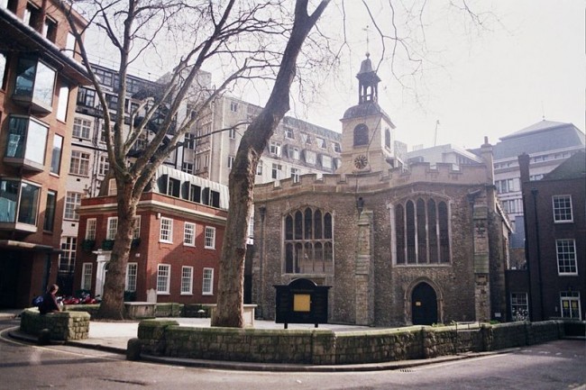 Church o St Helen Bishopsgate - photo by Elisa.rolle