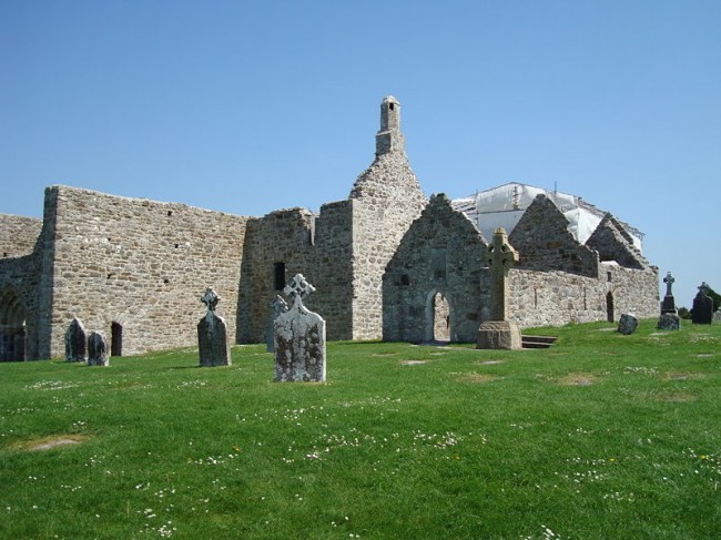 Clonmacnoise Monastery (Leinster, Ireland)