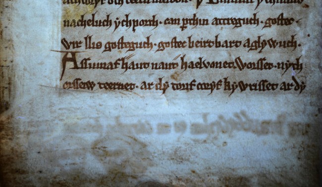 Black Book of Carmarthen  -  New text and image revealed under UV light (f. 39v). - Image courtesy National Library of Wales