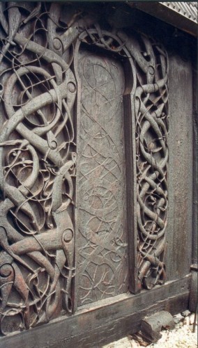 The north portal of the Urnes stavkirke. Photo by Nina­No CC BY­SA 3.0